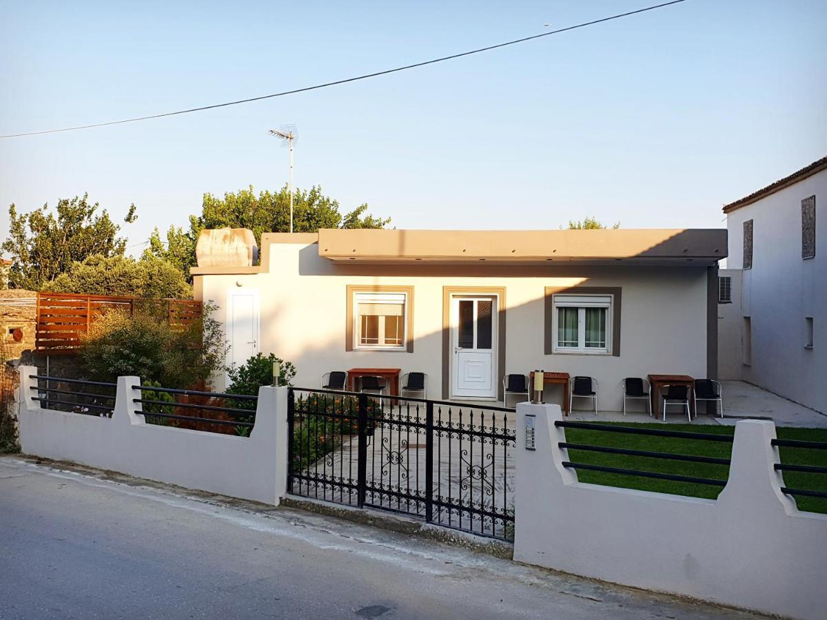 Repanidi Apartments Repanidhion Exterior photo