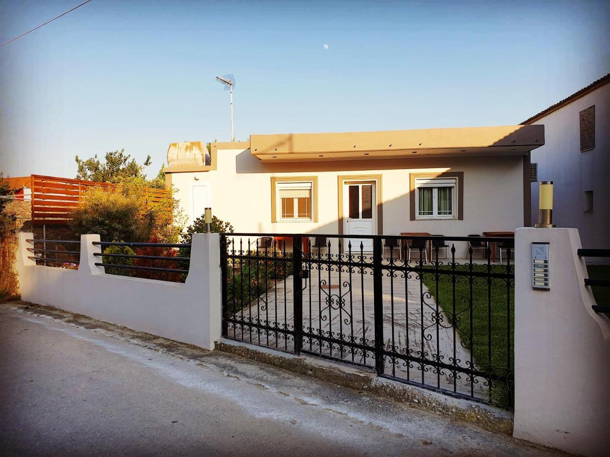 Repanidi Apartments Repanidhion Exterior photo